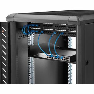 StarTech.com 2U Rack Mount Cantilever Shelf - Heavy Duty Fixed Server Rack Cabinet Shelf - 125lbs / 56kg Capacity 18in Dee