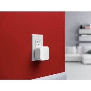 August Connect AC-R1 IEEE 802.11n 54 Mbit/s Wireless Bridge - 2.40 GHz - 30 ft Maximum Indoor Range - Bluetooth 4.0 - Wall