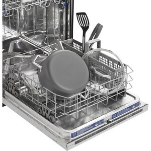 Calphalon Signature Nonstick 5-Qt. Dutch Oven With Cover - - Brushed Stainless Steel Handle, Hard Anodized Aluminum, Tempe