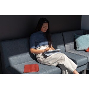 Microsoft Surface Pro 7 Tablet - 31.2 cm (12.3") - Core i5 10th Gen i5-1035G4 Quad-core (4 Core) - 8 GB RAM - 256 GB SSD -