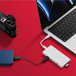 Twelve South StayGo USB-C Hub - for TV/Notebook/Tablet/Monitor - Memory Card Reader - SD, microSD - 85 W - USB Type C - 2 