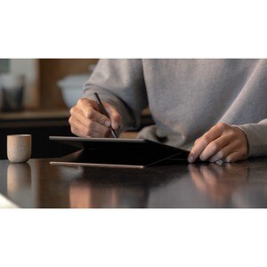 Microsoft Surface Pro X Tablet - 33 cm (13") - 8 GB RAM - 256 GB SSD - Windows 10 Pro - 4G - Matte Black - Microsoft SQ1 S