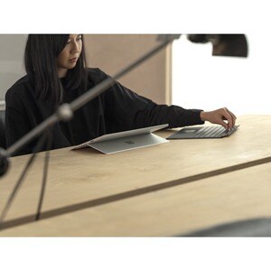 Microsoft Surface Pro X Tablet - 33 cm (13") - 16 GB RAM - 512 GB SSD - 4G - Platinum - Microsoft SQ2 SoC - 2880 x 1920 - 