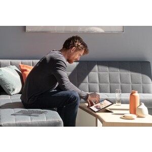 Microsoft Surface Pro X Tablet - 33 cm (13") - 8 GB RAM - 256 GB SSD - Windows 10 Pro - 4G - Matte Black - Microsoft SQ1 S