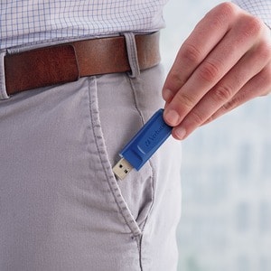 Verbatim 8GB USB Flash Drive - Blue - 8GB - Blue