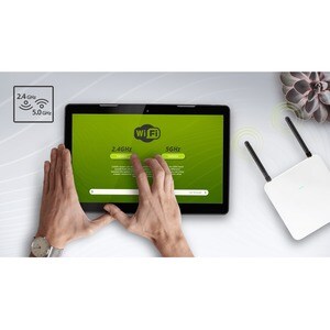 Tablet Hannspree Zeus - 33,8 cm (13,3") Full HD - Cortex A73 Octa core (8 Core) 2 GHz + Cortex A53 - 3 GB RAM - 32 GB SSD 