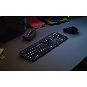 Logitech MX Keys Keyboard - Wireless Connectivity - USB Interface - English (US) - Bluetooth/RF - 10 m - 2.40 GHz - Deskto