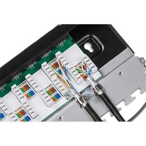 Quadro per prese di rete TRENDnet TC-P08C6AS - 8 Port(s) - 8 x RJ-45 - 0.5U Alto - Parato montabile