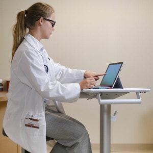 Ergotron StyleView S-Tablet Cart, SV10 - 13.61 kg Capacity - 4 Casters - 76.20 mm Caster Size - Metal, Steel - White, Alum