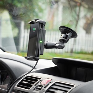 RAM Mounts Quick-Grip Waterproof Wireless Charging Suction Cup Mount - Wireless - Smartphone - Qi - Charging Capability - 